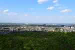 Montée : Mont-Royal depuis Parc-Mont-Royal, Commentaire : Le Saint-Laurent et le Parc Olympique depuis le Belvédère Camilien-Houde
