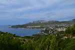 Auteur : benital34, Reactie : Vue sur Cassis depuis le Pas de la Colle. La portion "terrible" est visible sur la droite.