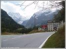Auteur : CYCLOHC, Commentaire : Septembre 2008 : Arrivée, au fond Le Mont Collon 3637 m. D'ici, s'élever à droite, au dessus du village au terminus 2100 m.