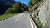 Montée : Gotthardpass depuis Airolo (via Tremola), Commentaire : 2 km après Airolo, première rencontre avec les pavés.