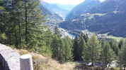 Montée : Gotthardpass depuis Airolo (via Tremola), Commentaire : Jolie vue sur Airolo et la Léventine