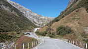 Montée : Gotthardpass depuis Airolo (via Tremola), Commentaire : Que les lacets commencent!