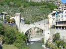 Auteur : Elki, Commentaire : Le pont permettant de rentrer dans le vieux village d'Entrevaux