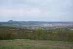 Montée : Plateau de Gergovie depuis Romagnat, Commentaire : Clermont et le Puy-de-Dôme, depuis le sommet