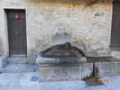 Auteur : Elki, Commentaire : Eau potable au centre du village de Bairols.