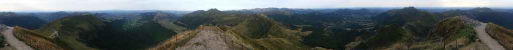 Author : Ulysse R, Comment : Panorama 360° des monts du cantal