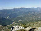 Auteur : Elki, Commentaire : Au sommet, vue Sud Ouest sur le massif du Cheiron