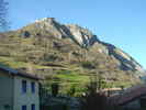 Author : Siberian Wolf 10, Comment : Avril 2019. Vue depuis le village de Montségur sur l'ancien château cathare (1207m), ayant abrité jusqu'au siège de 1243-1244 des hérétiques contestant l'autorité de l'Eglise catholique, et ce bien avant l'avènement des protestants. 