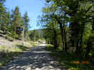 Auteur : Elki, Reactie : 3-4 km après Mandagout (Beaulieu). La route est encore ombrageé et les pourcentages acceptables
