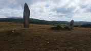 Auteur : Ulysse R, Commentaire : Des menhirs plusieurs kms à l'est sur le plateau des laubies...