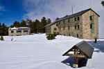 Auteur : Siberian Wolf 10, Commentaire : Photo téléchargée sur Wikipédia Commons (auteur: Claudecosta66): le refuge des Cortalets (2150m) en mars 2018.