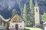 Montée : Maljasset depuis Jausiers, Commentaire : Passage au hameau de St Antoine avec sa très jolie chapelle. 