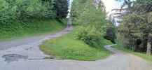 Montée : Croix de Dormiaz depuis La Bathie, Commentaire : Le dernier lacet, très éprouvant par sa déclivité et la mauvaise qualité du revêtement. 