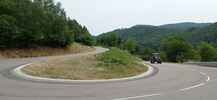 Montée : Grand Ballon depuis Willer sur Thur, Commentaire : Les lacets avant d'atteindre le village de Goldbach. 