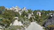 Montée : Montagne de la Loube depuis D5, Commentaire : Relief chaotique et végétation méditerranéenne. 