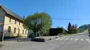 Author : Pierre-joseph G, Comment : On passe devant l'&eacute;cole du hameau de Glapigny dans un des secteurs o&ugrave; la pente est la plus rude&period; 