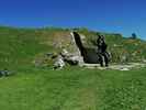 Auteur : Siberian Wolf 10, Reactie : Mai 2026&period; La statue en bronze d'Augusto Murer&comma; inaugur&eacute;e en 1974 pour rendre hommage aux partisans et r&eacute;sistants italiens&period; Le maquis du Monte Grappa&comma; qui comprenait jusqu'&agrave; 1500 hommes engag&eacute;s dans la r&eacute;sistance a &eacute;t&eacute; d&eacute;mantel&eacute; apr&egrave;s une op&eacute;ration conjointe des Allemands et des fascistes de la r&eacute;publique de Sal&ograve; et beaucoup de r&eacute;sistants ont &eacute;t&eacute; fusill&eacute;s en juillet et ao&ucirc;t 1944&period;