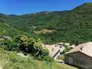 Montée : Col de Moucheyre depuis Labastide sur Besorgues, Commentaire : En juin 2026 sur l'Ard&eacute;choise V&eacute;lo Marathon en deux jours&period; Un point de vue au-dessus du hameau de Freyssenet&period; Plus haut au centre le Rocher de Chiarde &lpar;1199m&rpar;&period;