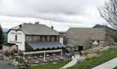 Author : Siberian Wolf 10, Comment : Photo t&eacute;l&eacute;charg&eacute;e sur Wikim&eacute;dia Commons &lpar;auteur&colon; MOSSOT&rpar;&colon; auberge et ferme de la source de la Loire&comma; au col&period;