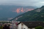 Author : kangooman, Comment : descente sur Monthey... le ciel est bien chargé... mais le coucher du soleil offre malgré tout  "cette chose" !