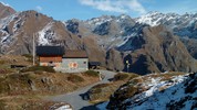Author : kangooman, Comment : le refuge ( ou cabane) Brunet. 2103m.