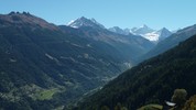 Auteur : kangooman, Commentaire : vue depuis la piste qui relie Vercorin à Grimentz... dans la vallée, la route classique pour accéder au lac ( moins spectaculaire).