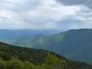 Montée : Mont Aigoual depuis Le Vigan (via le Col de la Lusette), Commentaire : Le Pic Saint-Loup entre deux averses, depuis le sommet de l'Aigoual